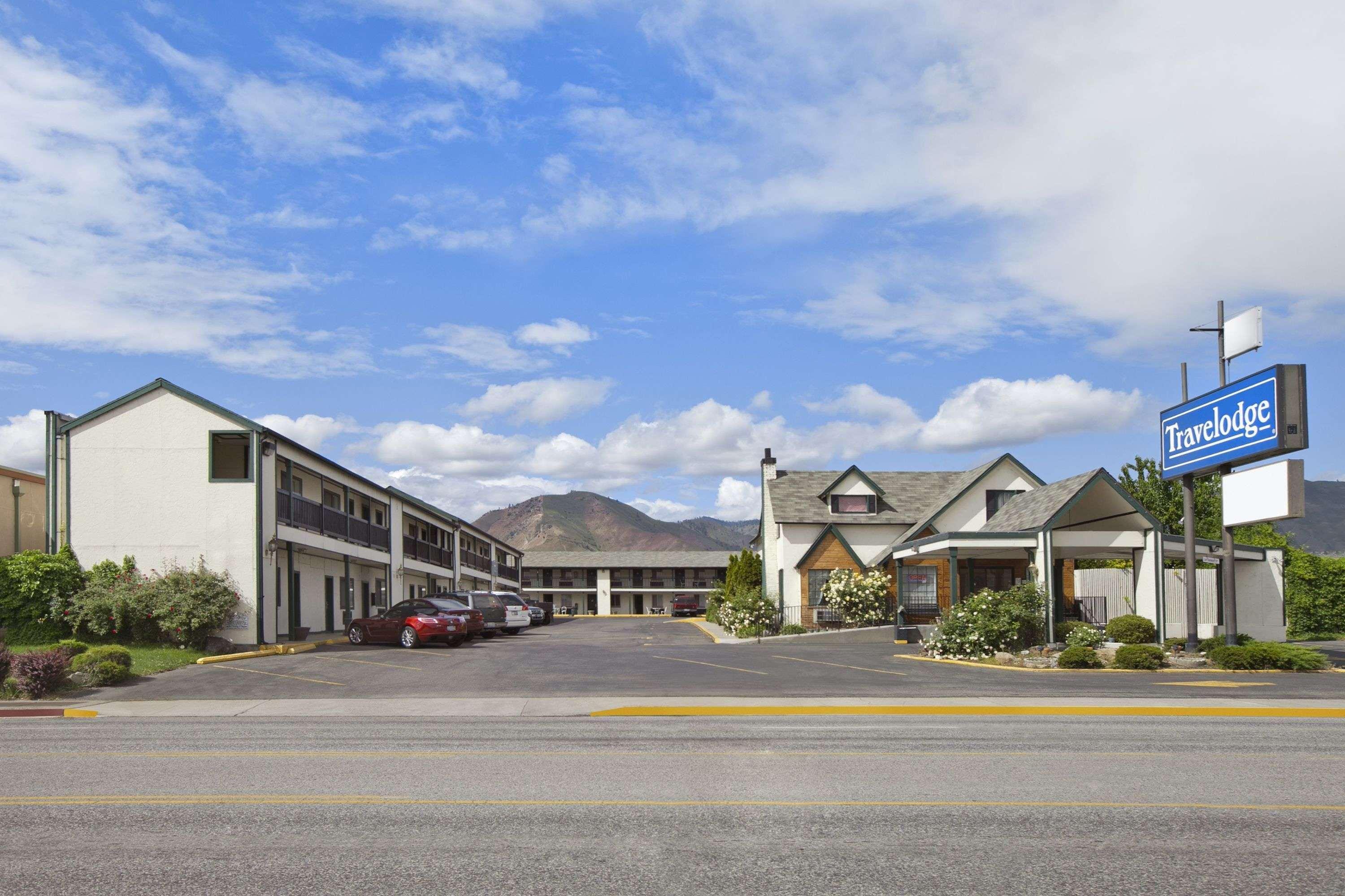 Travelodge By Wyndham Wenatchee Exterior photo